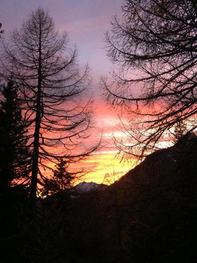 Stadel Soussun Champoluc Esterno foto