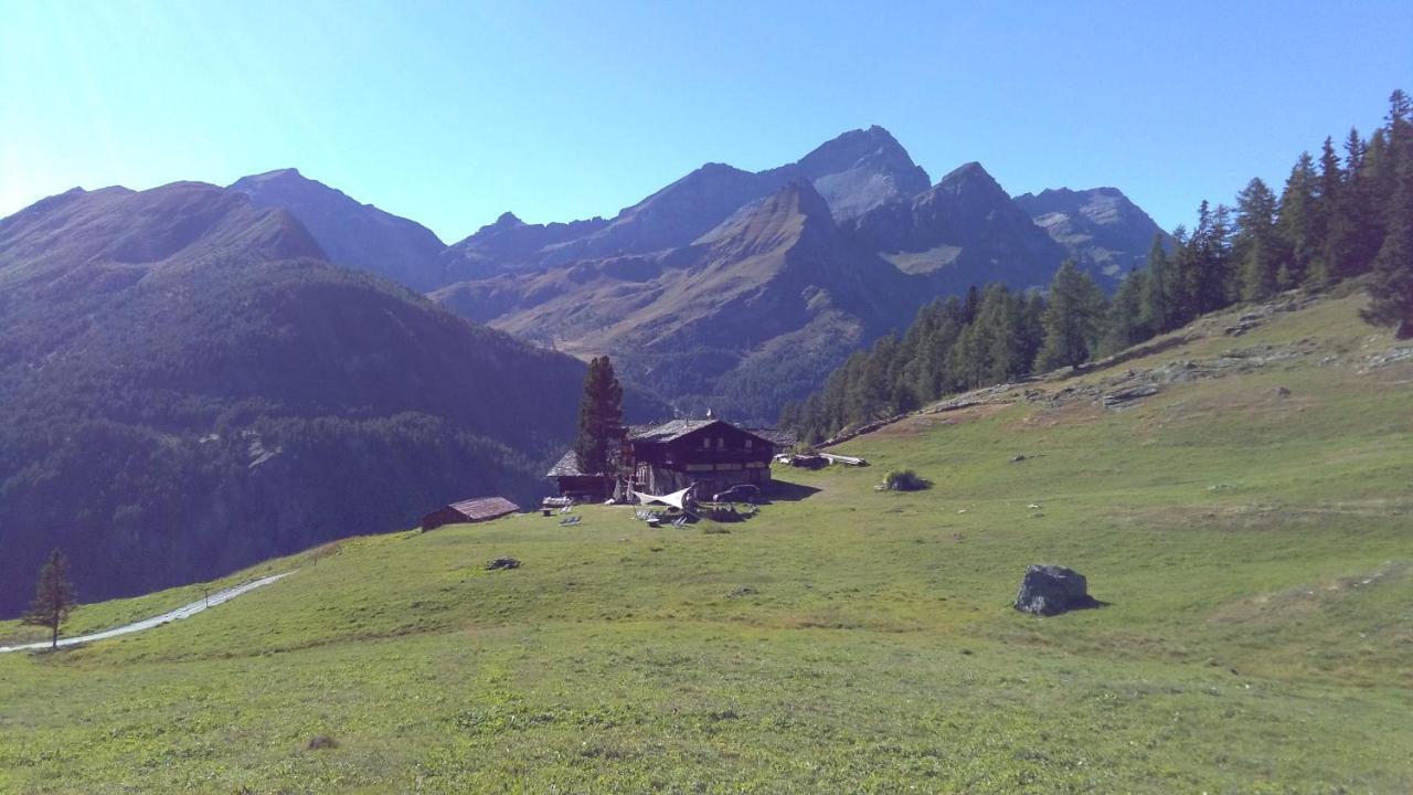 Stadel Soussun Champoluc Esterno foto